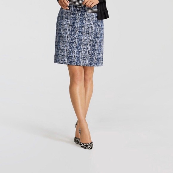 CABI 21 Club Skirt - Picture 4 of 4